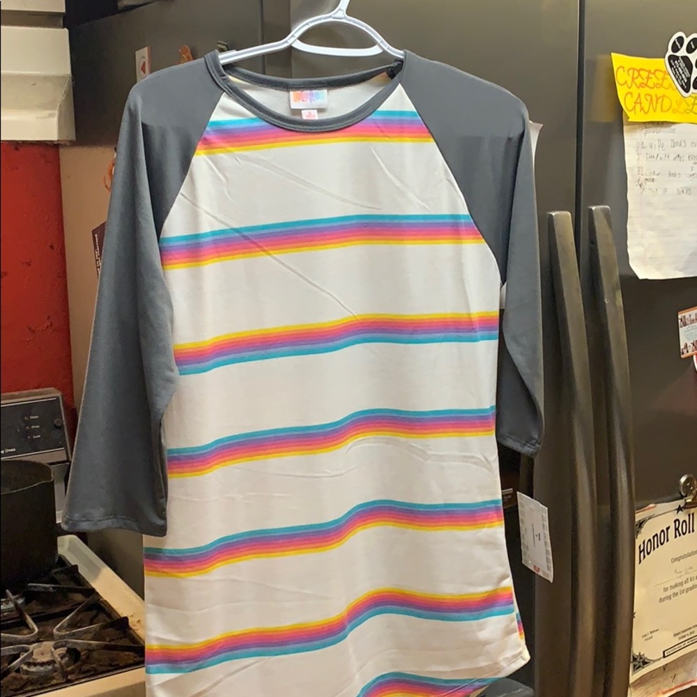Amazing Vibrant S LuLaRoe Randy Tee NWT